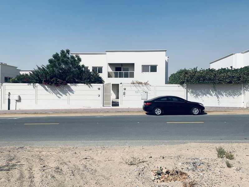 Spacious Five Bedroom Villa For Rent in Al Barashi Spacious Five Bedroom Villa For Rent in Al Barashi