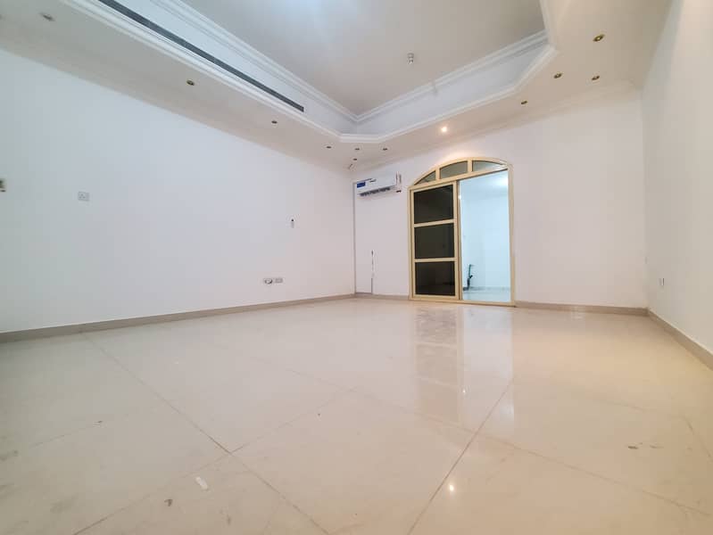 BRAND NEW HOTT OFFER BIG 1BHK WITH BALCONY SAPRATE KITCHEN AND HUGE ROOM SIZE GOOD CONDITION EXCELLENT BATHROOM PRIME LOCATION MBZ BRAND NEW HOTT OFFER BIG 1BHK WITH BALCONY SAPRATE KITCHEN AND HUGE ROOM SIZE GOOD CONDITION EXCELLENT BATHROOM PRIME LOCATION MBZ
