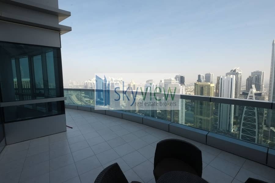 Penthouse | 4400sqft | Panoramic View | Urgent Sale