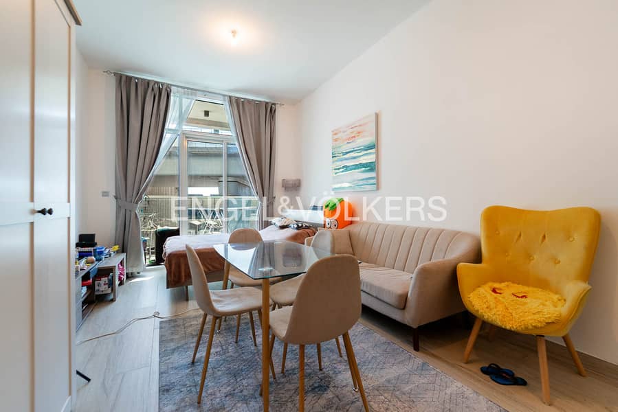 Spacious Unit | Furnished | Investor Opportunity Spacious Unit | Furnished | Investor Opportunity