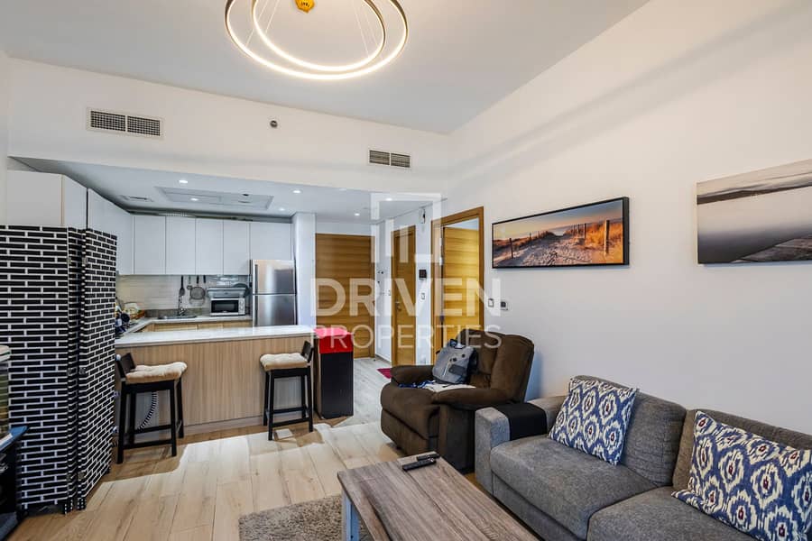 Partly Furnished Unit and Prime Location Partly Furnished Unit and Prime Location