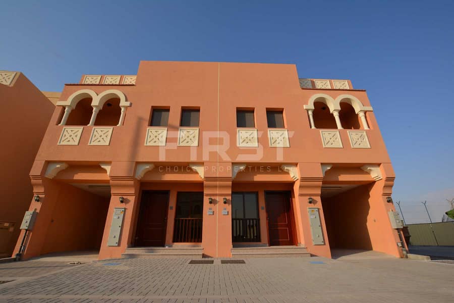 Internal Photo of 2 Bedroom Villa in Hydra Village Abu Dhabi UAE (1). jpg