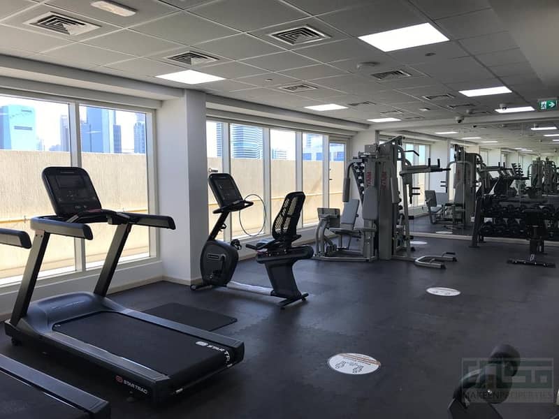10 Brand new building with gym and rooftop pool behind Crown Plaza SZR/