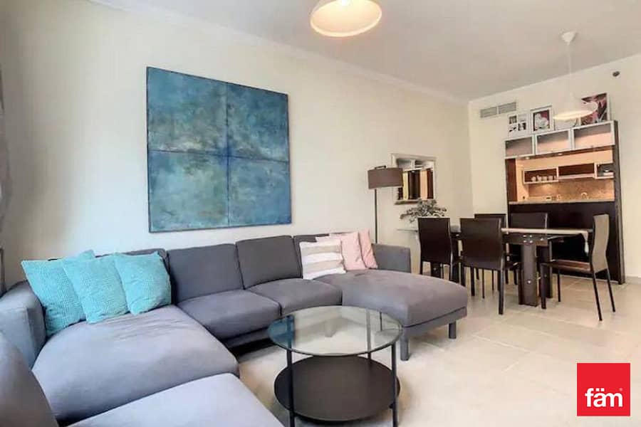 Fully Upgraded | Chiller Free | Fully Furnished Fully Upgraded | Chiller Free | Fully Furnished