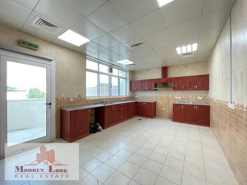 European Community Luxurious 1 Bedroom Hall Separate Kitchen Proper Washroom In Khalifa City A.