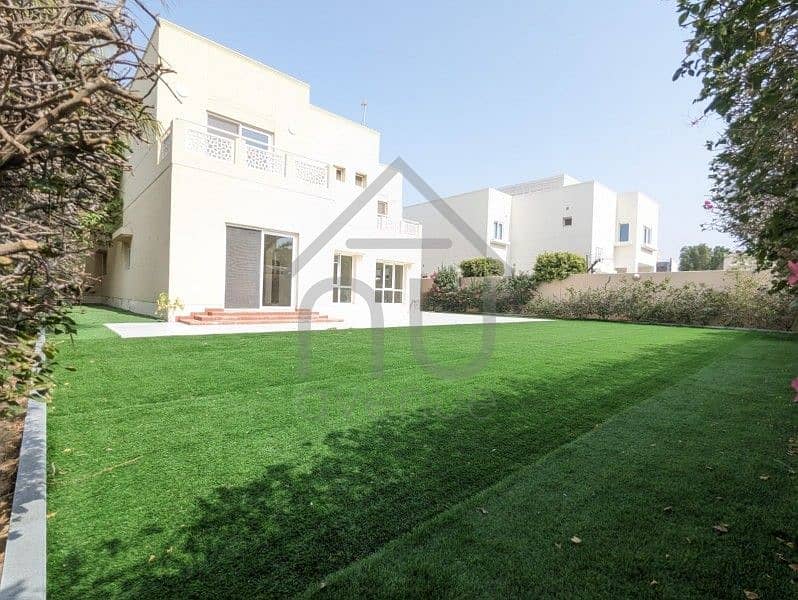 A very nice villa with a great location |
