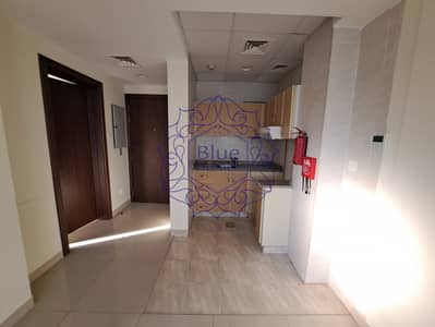Decent 1BHK Only 50000 All Amenities Close to Metro