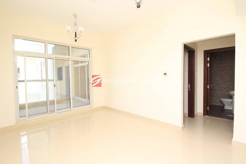 FREE SHIFTING FOR 1 BR IN A BRAND NEW BUILDING @ 52000/-...