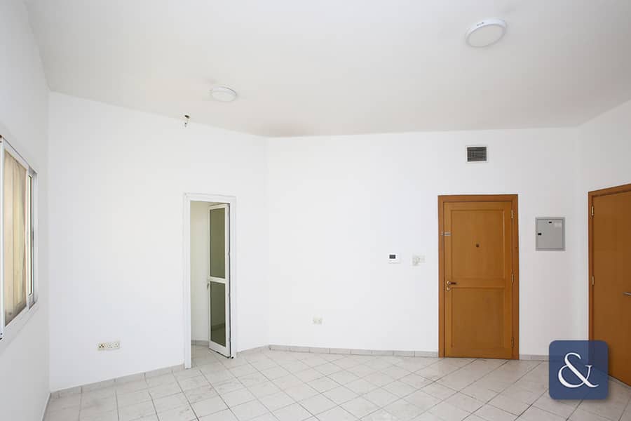 1 Bed | College Building | Hor Al Anz East 1 Bed | College Building | Hor Al Anz East