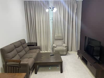1 Bedroom Flat for Rent in Al Nuaimiya, Ajman - "IRRESISTIBLE OFFER: IMMACULATELY FURNISHED 1 BEDROOM HALL FOR RENT IN THE PRESTIGIOUS CITY TOWER"