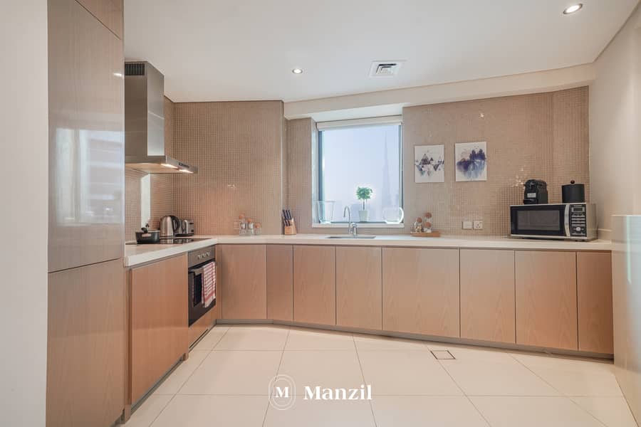23 Kitchen Area
