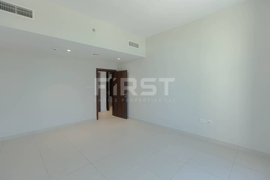 5 Internal Photo of 1 Bedroom Apartment in Reflection Shams Abu Dhabi Al Reem Island Abu Dhabi UAE (14). jpg