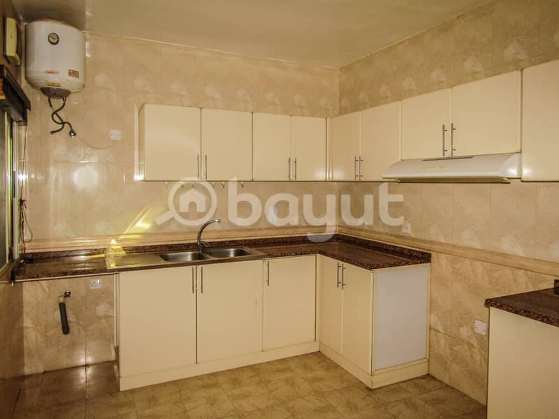2 ONE MONTH FREE/WELL MAINTAINED 2 BHK  Flat for Family