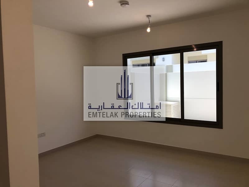 Ready 3bedrooms Townhouse in Noor Phase