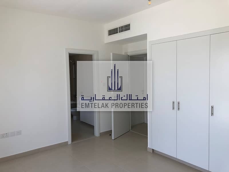 5 Ready 3bedrooms Townhouse in Noor Phase