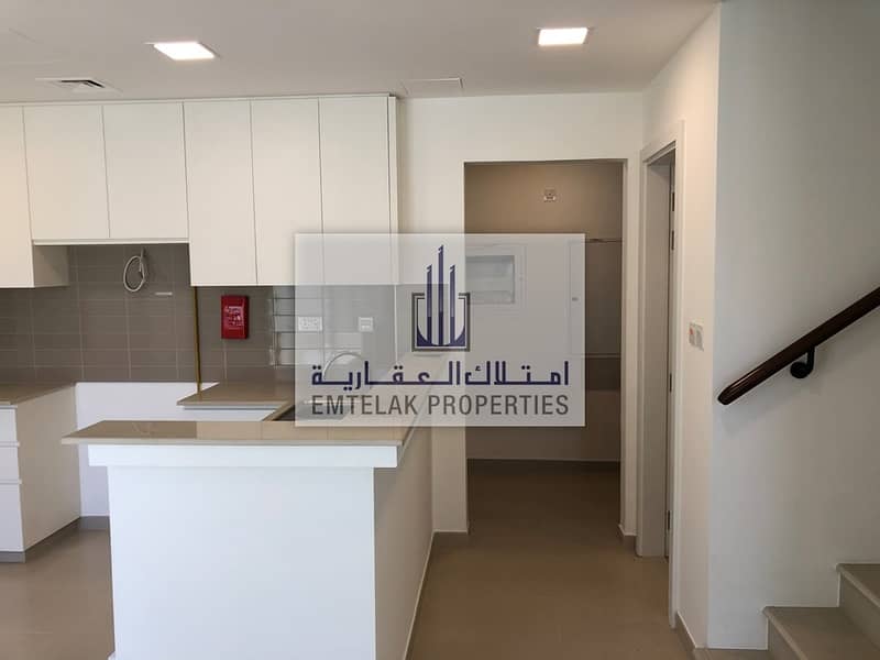 6 Ready 3bedrooms Townhouse in Noor Phase