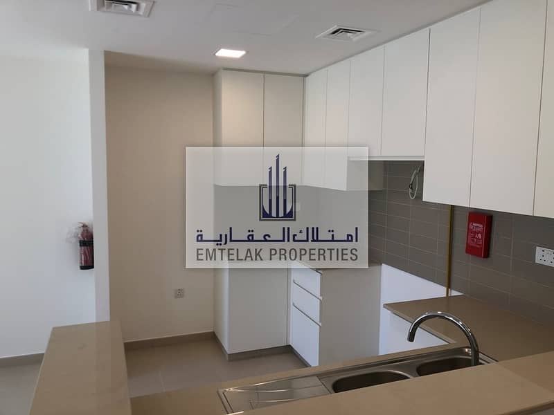 10 Ready 3bedrooms Townhouse in Noor Phase