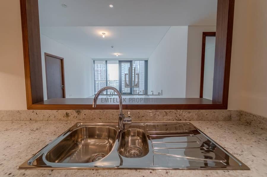 17 High End Finishing | 2 Bed With Burj View |Chiller Free