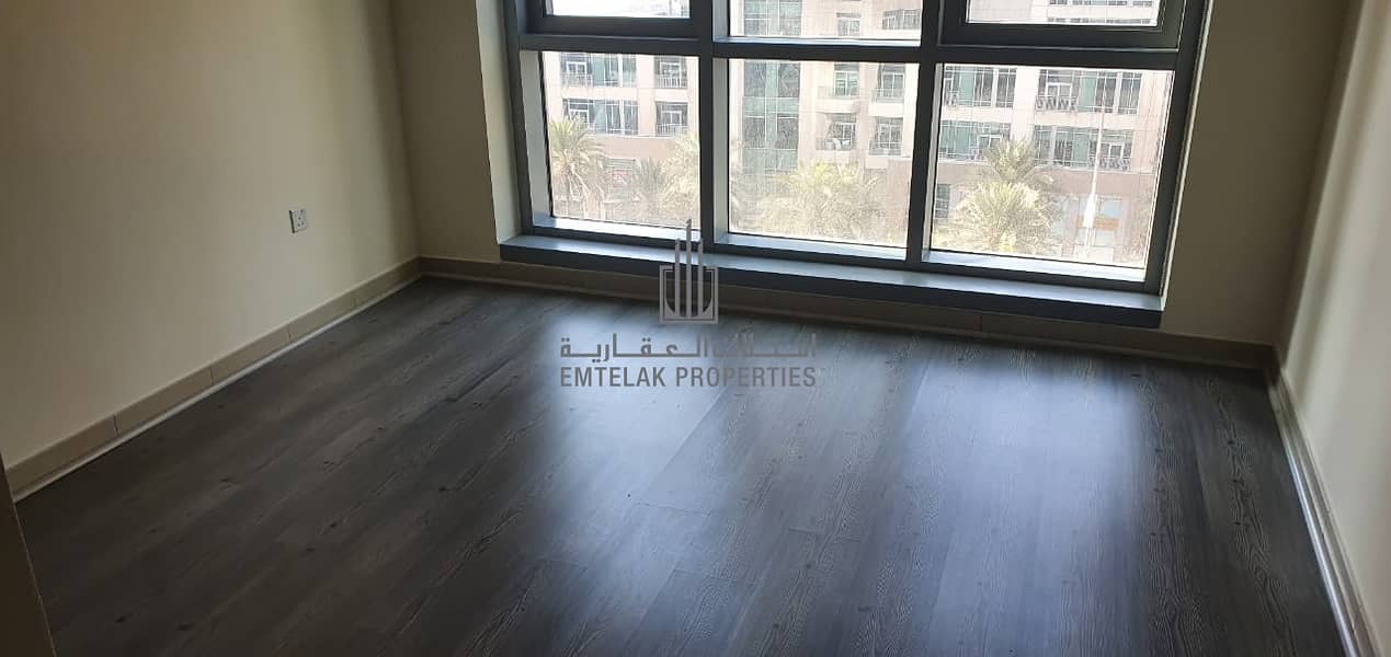 17 High Floor | Super Spacious | Ready To Move