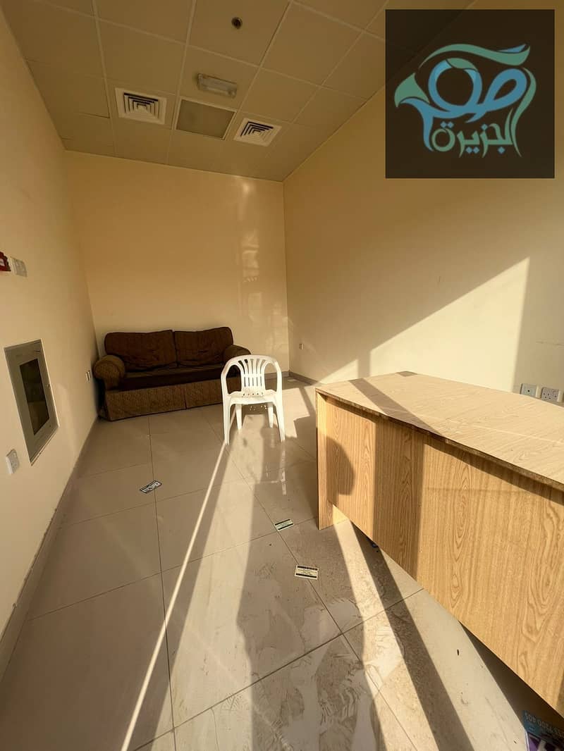 For rent shops in a very upscale area in Al-Rawdah