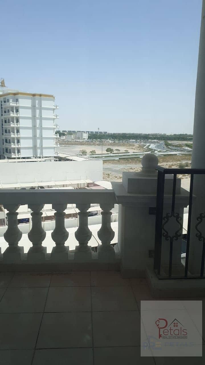 6 REDUCED PRICE IN 12 CHEQUES QASR SABAH 1B/ROOM WITH BALCONY\