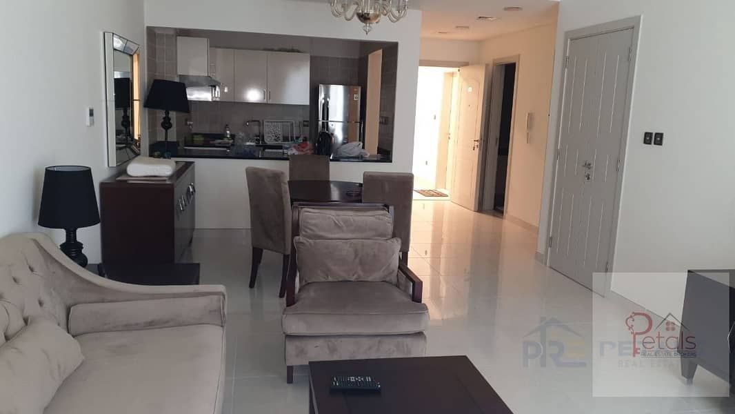 11 50K- 1 CHQ - POLO RESIDENCE - Furnished!