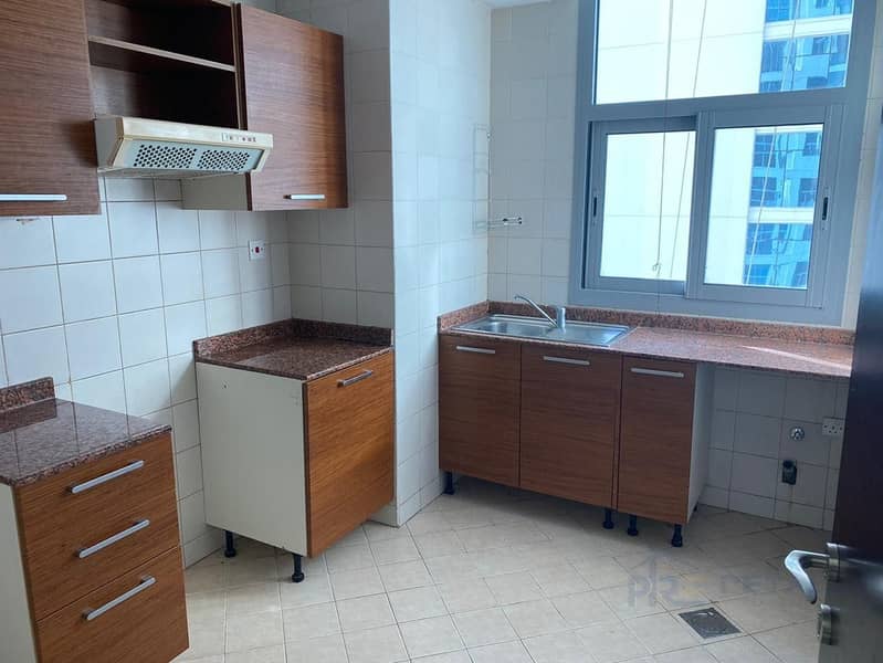 9 Large Apartment - Chiller Free - One BR For Rent