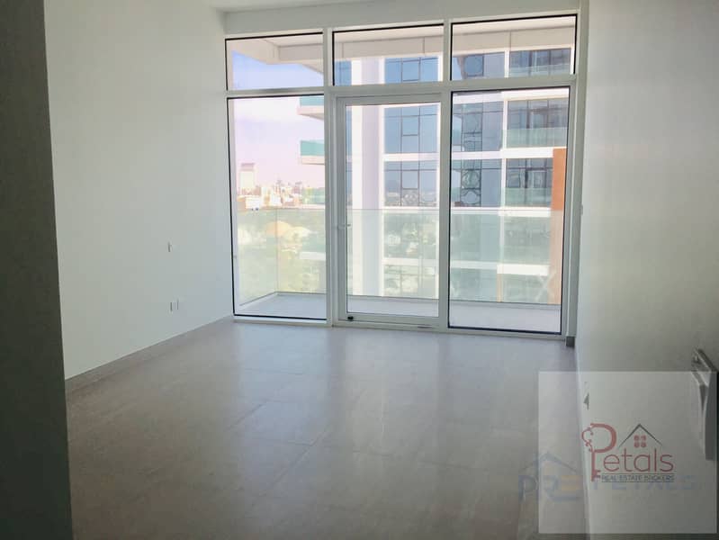 9 Park & Pool View -  Brand New - 2 Bedroom Apartment