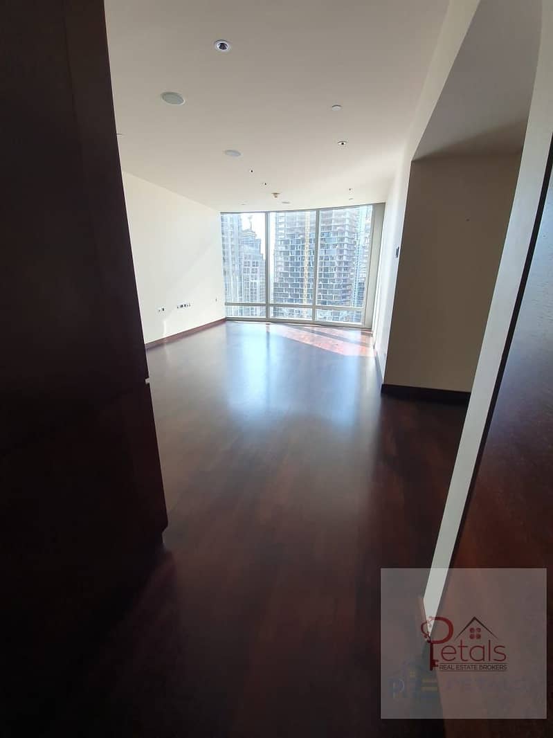 3 Stunning 1 bedroom in Burj Khalifa for Rent