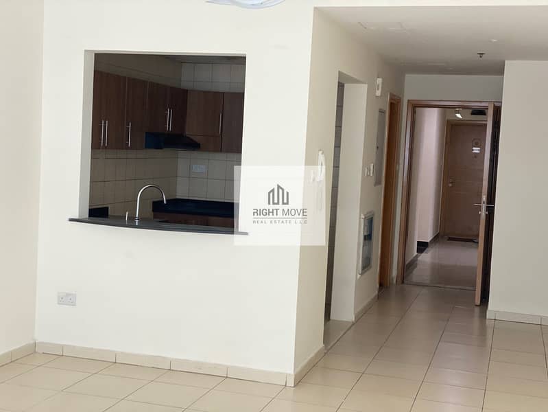 3 2 BHK with parking for rent in Ajman One Towers
