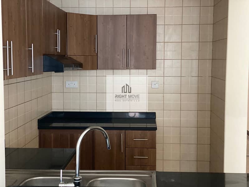 11 2 BHK with parking for rent in Ajman One Towers