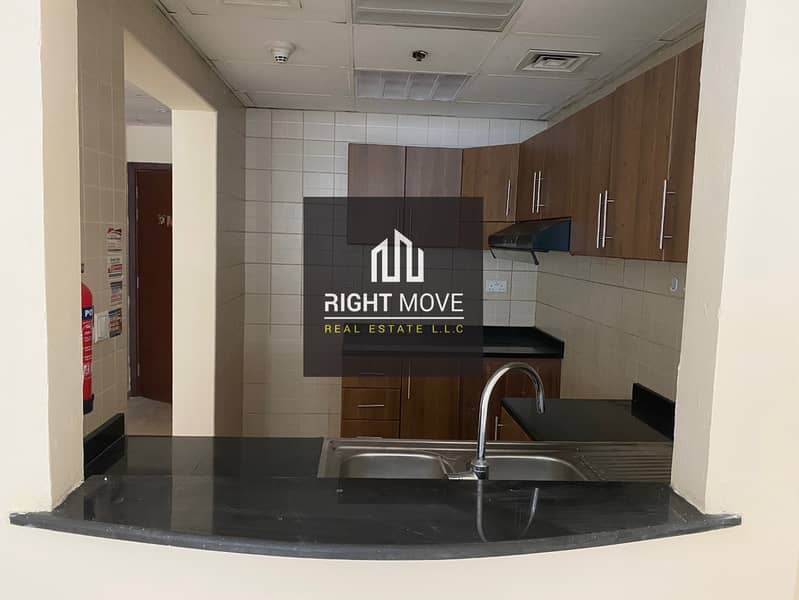 13 2 BHK with parking for rent in Ajman One Towers
