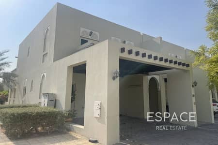 فیلا 3 غرف نوم للايجار في الفرجان، دبي - فیلا في قرطاج،الفرجان 3 غرف 240000 درهم - 8059362