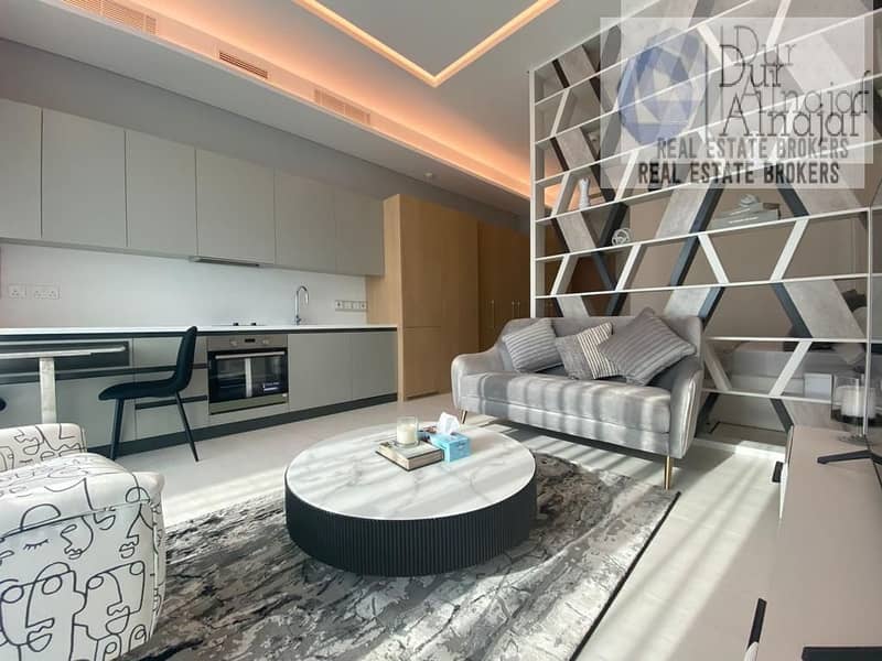 LUXIRIOUS FULLY FURNISHED STUDIO WITH STUNNING BURJ KHALIFA VIEW