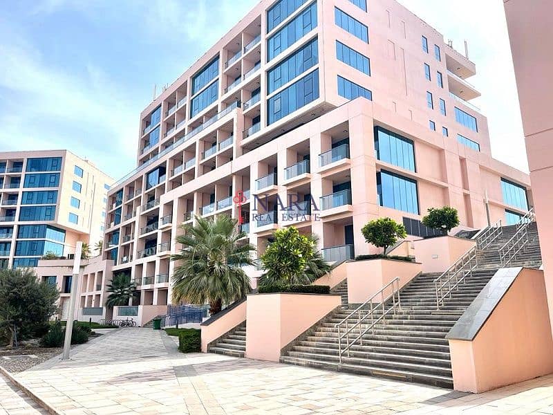 Stunning 4BHK + M | Move In Ready | Luxury Project