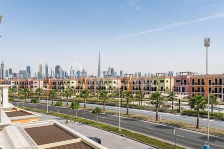 3 Bedroom Townhouse for Sale in Jumeirah, Dubai - BRAND NEW: Rare Pool + Park Villa