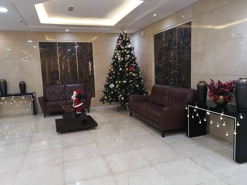Dubai marina , 2 b/r with very large living area , balcony , low floor , balcony Dubai marina , 2 b/r with very large living area , balcony , low floor , balcony