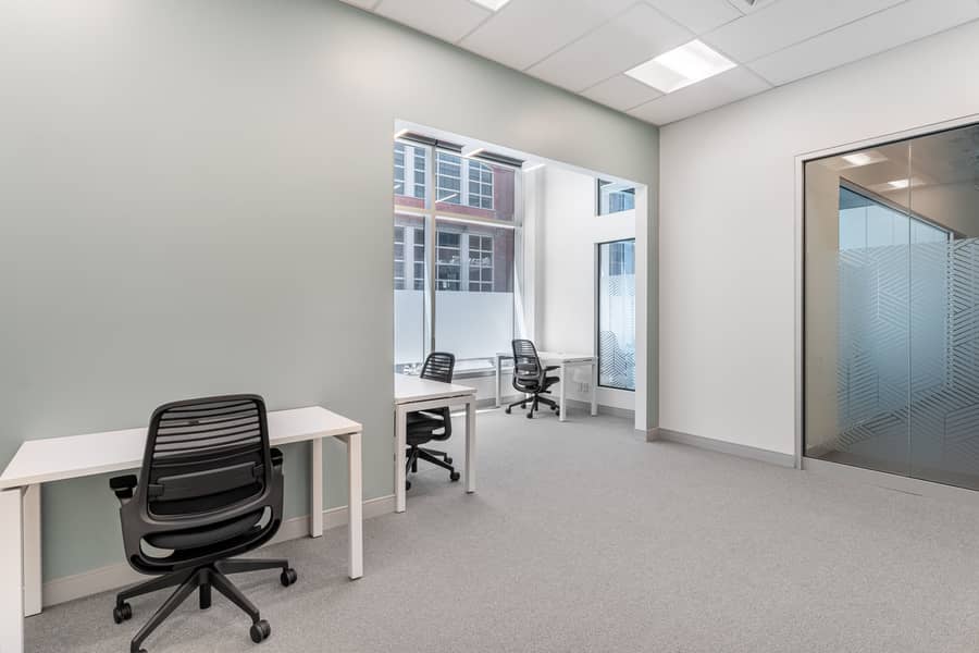 9 Spaces City Multimedia 5015 Montreal Canada Large Office Without People. jpg