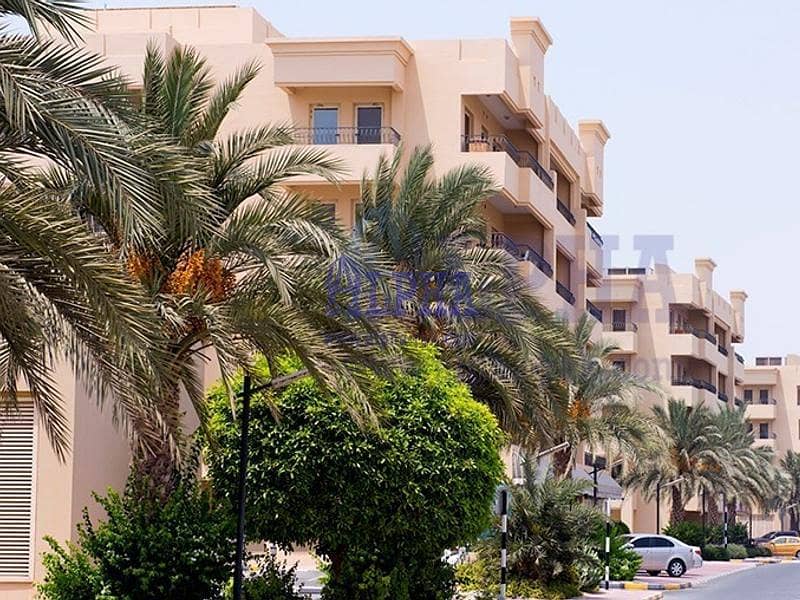For Sale: Spacious 2-Bedroom Unfurnished Golf View Apartment
