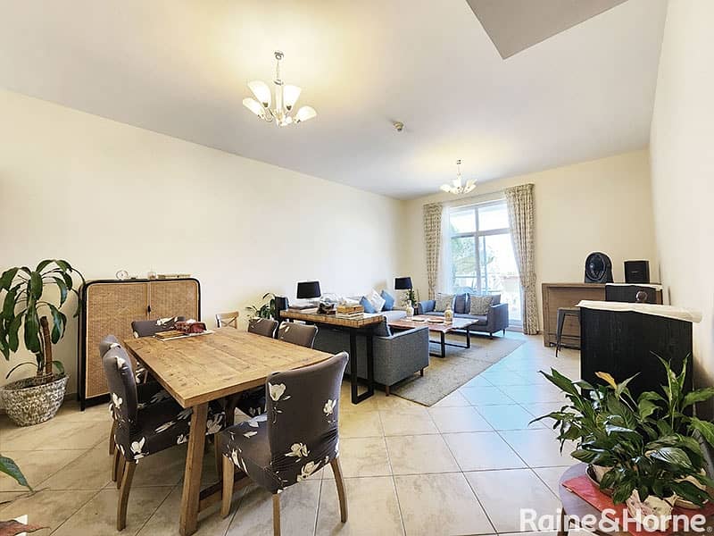 Spacious 3 Bedrooms with Laundry | Big Terrace Spacious 3 Bedrooms with Laundry | Big Terrace