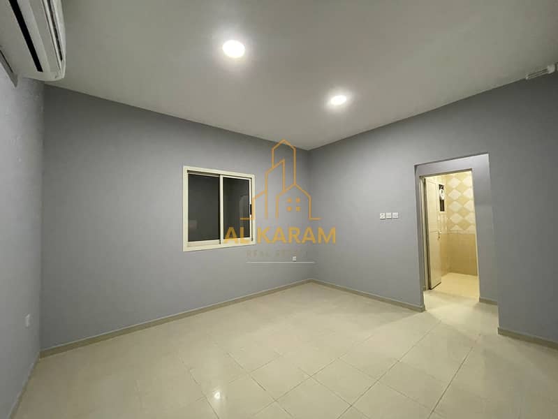 2 06c998fe-6cd4-4e24-b0ed-0038f22fbca1. jpg