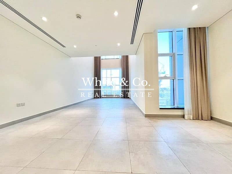 Duplex Loft | Large Layout | Vacant now Duplex Loft | Large Layout | Vacant now