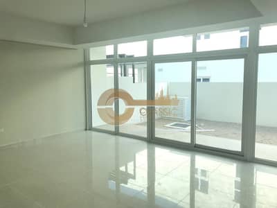 Middle Unit With Terrace | Large 3 bed + maids