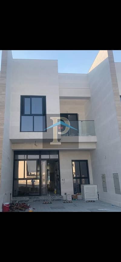 Modern Villa | with Maids room | Fresh and Vacant