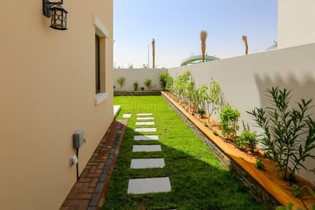 4 Bedroom Villa for Sale in Reem, Dubai - Vacant Type 1E | Park View | Single Row