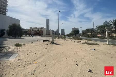 Single Row | Villa Plot | B+G+1+R | Skyline View