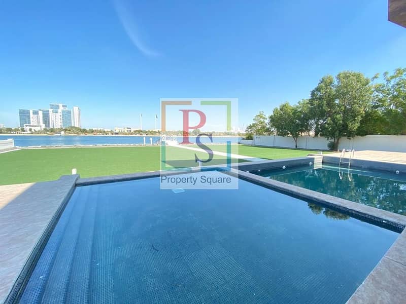 2 Luxurious Villa | Water Front| Private Yatch Parking