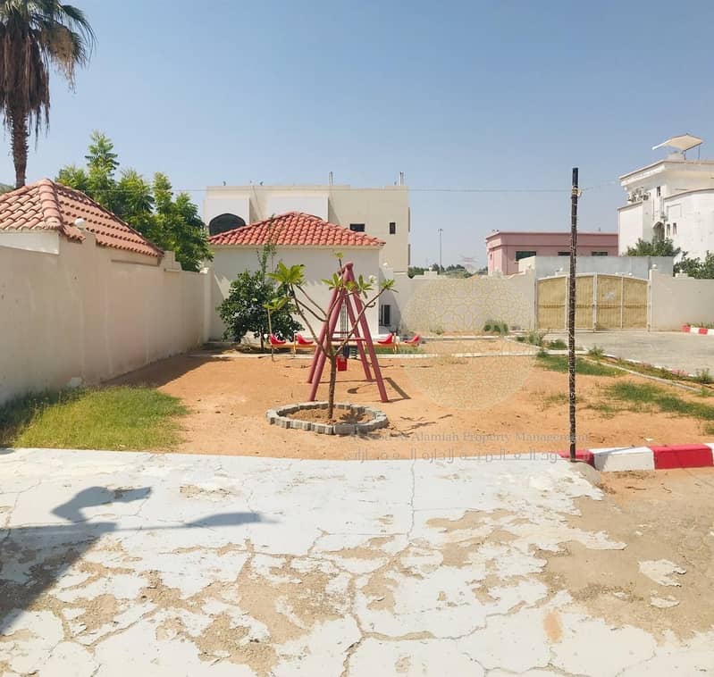 8 SUN FILLED WITH SPECTACULAR VIEW 5 BR INDEPENDENT VILLA WITH SWIMMING POOL AND BIG FRONT COURTYARD IN AL MAQTAA IS FOR RENT!