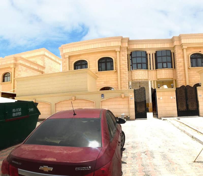 FABULOUS STONE FINISHING 5 BEDROOM INDEPENDENT VILLA FOR RENT WITH DRIVER ROOM IN KHALIFA CITY A