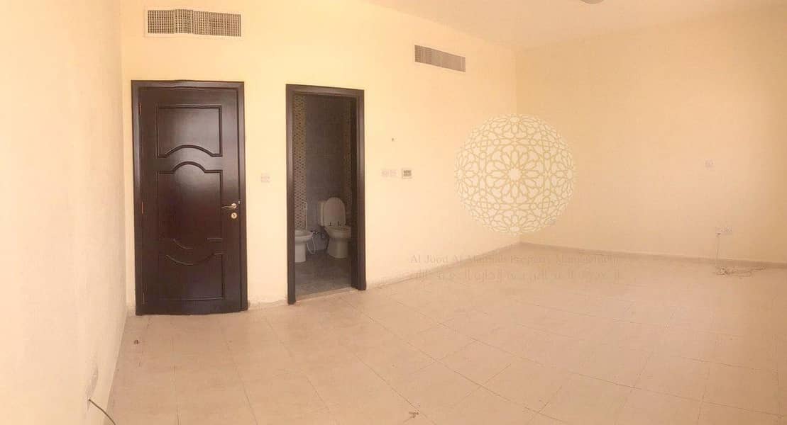 17 MASSIVE 6 BEDROOM SEMI-INDEPENDENT VILLA WITH BIG HOSH AND MULHAQ FOR RENT IN MOHAMMED BIN ZAYED CITY